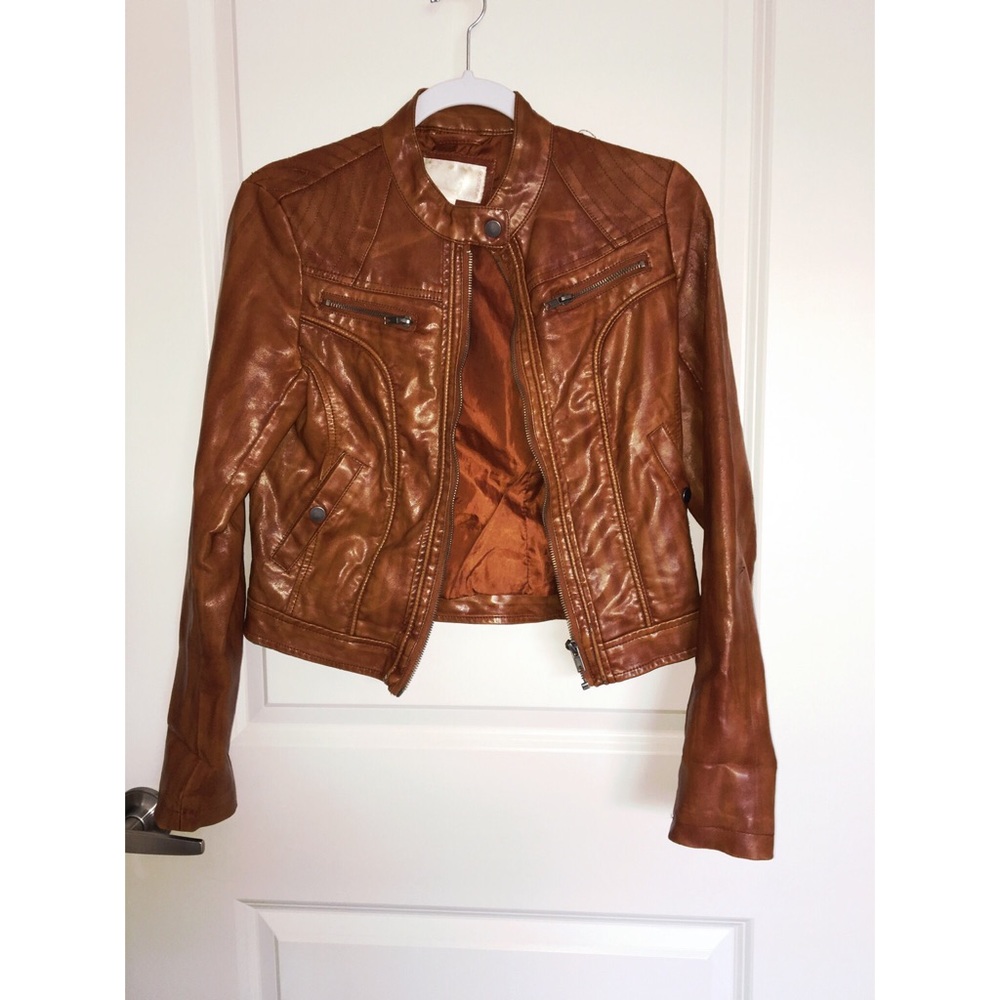 Faux leather cropped jacket